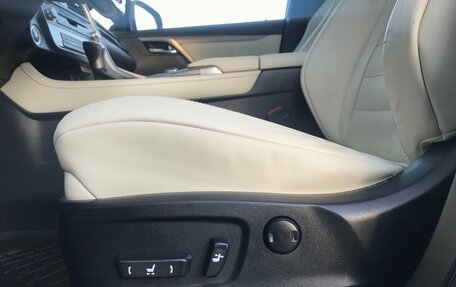 Lexus RX IV рестайлинг, 2016 год, 4 390 000 рублей, 27 фотография