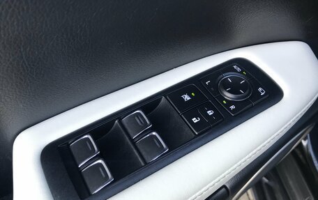 Lexus RX IV рестайлинг, 2016 год, 4 390 000 рублей, 26 фотография