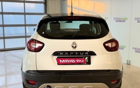 Renault Kaptur I рестайлинг, 2021 год, 1 115 000 рублей, 6 фотография