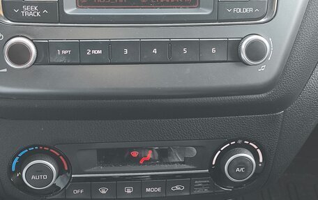 KIA Rio III рестайлинг, 2015 год, 1 300 000 рублей, 3 фотография