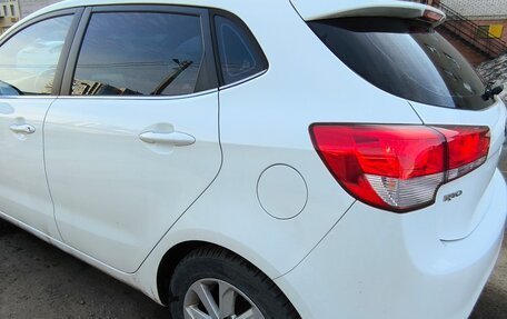 KIA Rio III рестайлинг, 2015 год, 1 300 000 рублей, 2 фотография