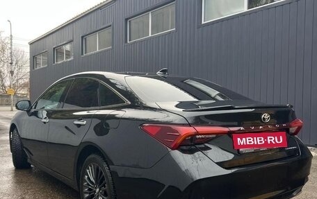 Toyota Avalon, 2022 год, 4 900 000 рублей, 3 фотография