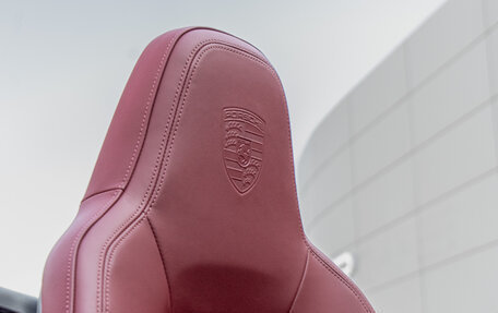 Porsche 911, 2024 год, 23 205 000 рублей, 33 фотография