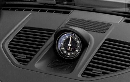 Porsche 911, 2024 год, 23 205 000 рублей, 35 фотография