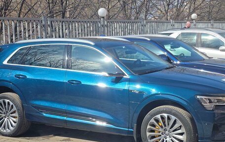 Audi e-tron I, 2020 год, 5 600 000 рублей, 7 фотография