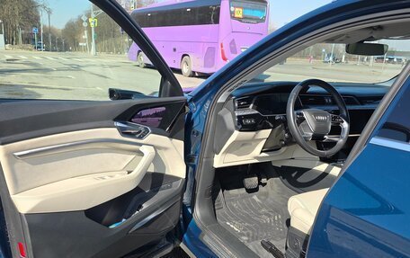 Audi e-tron I, 2020 год, 5 600 000 рублей, 8 фотография