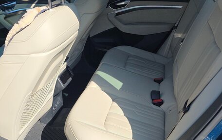 Audi e-tron I, 2020 год, 5 600 000 рублей, 16 фотография