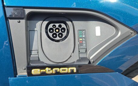 Audi e-tron I, 2020 год, 5 600 000 рублей, 30 фотография