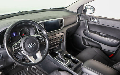 KIA Sportage IV рестайлинг, 2021 год, 2 359 000 рублей, 9 фотография