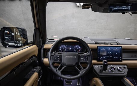 Land Rover Defender II, 2024 год, 14 600 000 рублей, 9 фотография