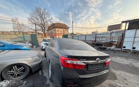 Toyota Camry, 2012 год, 650 000 рублей, 1 фотография