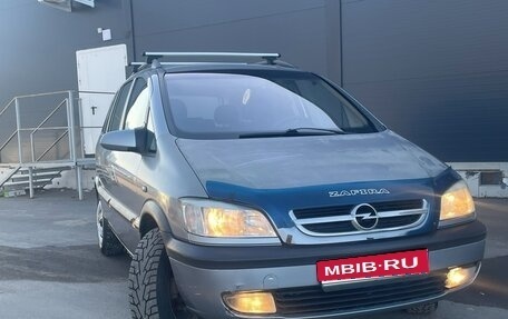 Opel Zafira A рестайлинг, 2003 год, 350 000 рублей, 1 фотография