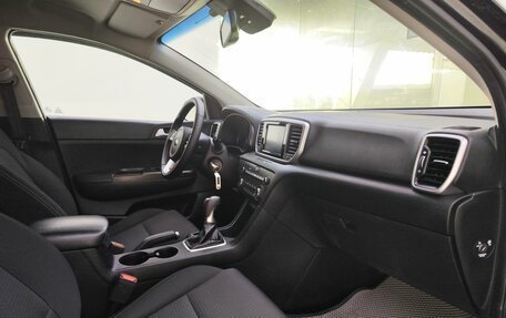 KIA Sportage IV рестайлинг, 2019 год, 1 899 000 рублей, 13 фотография