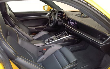 Porsche 911, 2020 год, 14 000 000 рублей, 15 фотография