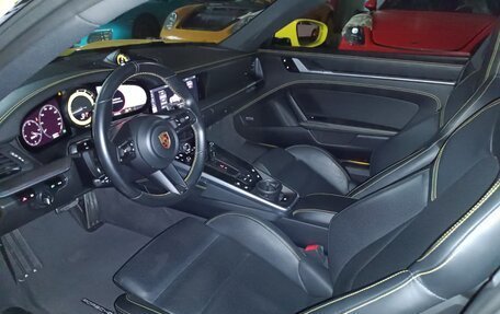 Porsche 911, 2020 год, 14 000 000 рублей, 17 фотография