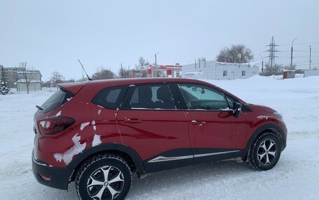 Renault Kaptur I рестайлинг, 2020 год, 1 550 000 рублей, 3 фотография