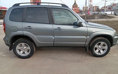 Chevrolet Niva I рестайлинг, 2019 год, 960 000 рублей, 8 фотография