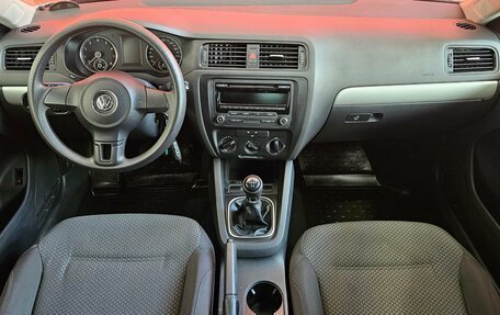 Volkswagen Jetta VI, 2013 год, 1 050 000 рублей, 9 фотография