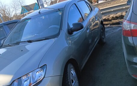 Renault Logan II, 2015 год, 350 000 рублей, 3 фотография