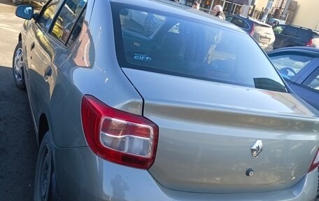 Renault Logan II, 2015 год, 350 000 рублей, 2 фотография