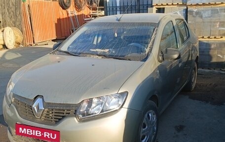 Renault Logan II, 2015 год, 350 000 рублей, 7 фотография