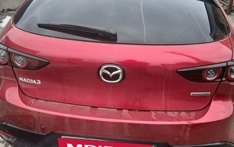 Mazda 3, 2019 год, 1 700 000 рублей, 6 фотография