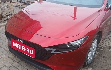 Mazda 3, 2019 год, 1 700 000 рублей, 10 фотография