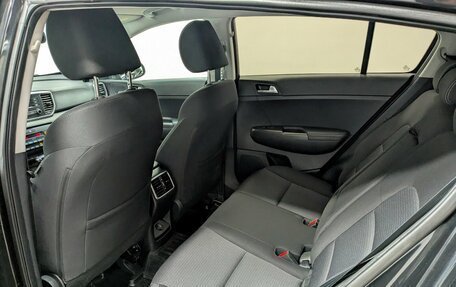 KIA Sportage IV рестайлинг, 2021 год, 2 320 000 рублей, 5 фотография