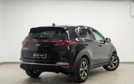 KIA Sportage IV рестайлинг, 2021 год, 2 320 000 рублей, 2 фотография