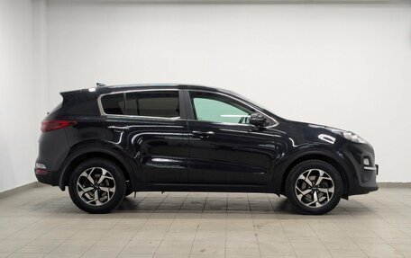 KIA Sportage IV рестайлинг, 2021 год, 2 320 000 рублей, 28 фотография