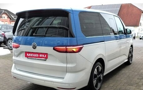 Volkswagen Multivan, 2023 год, 10 790 000 рублей, 2 фотография