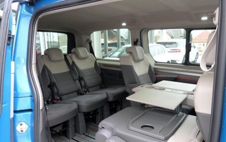 Volkswagen Multivan, 2023 год, 10 790 000 рублей, 11 фотография