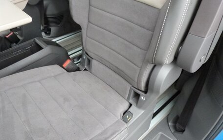 Volkswagen Multivan, 2023 год, 10 790 000 рублей, 9 фотография