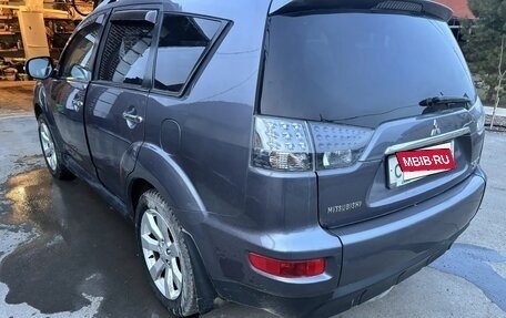 Mitsubishi Outlander III рестайлинг 3, 2010 год, 1 200 000 рублей, 6 фотография