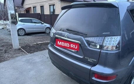 Mitsubishi Outlander III рестайлинг 3, 2010 год, 1 200 000 рублей, 4 фотография