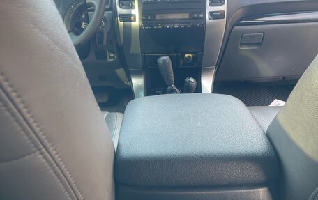 Toyota Land Cruiser Prado 120 рестайлинг, 2008 год, 2 000 000 рублей, 13 фотография