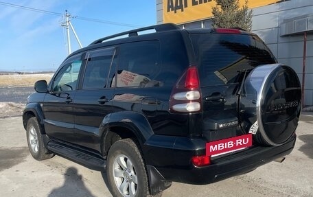 Toyota Land Cruiser Prado 120 рестайлинг, 2008 год, 2 000 000 рублей, 3 фотография
