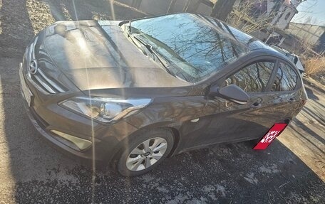 Hyundai Solaris II рестайлинг, 2016 год, 515 000 рублей, 1 фотография