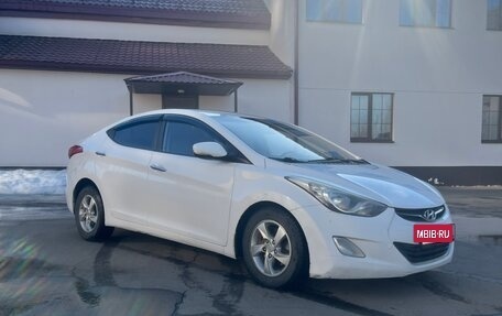Hyundai Avante, 2011 год, 770 000 рублей, 3 фотография