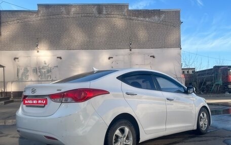 Hyundai Avante, 2011 год, 770 000 рублей, 4 фотография