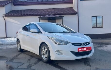 Hyundai Avante, 2011 год, 770 000 рублей, 2 фотография