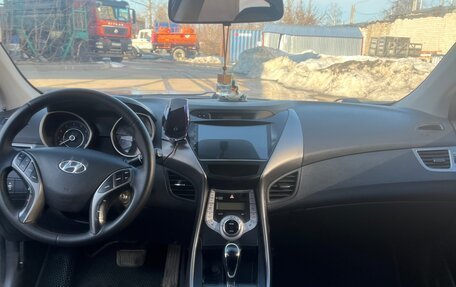 Hyundai Avante, 2011 год, 770 000 рублей, 12 фотография