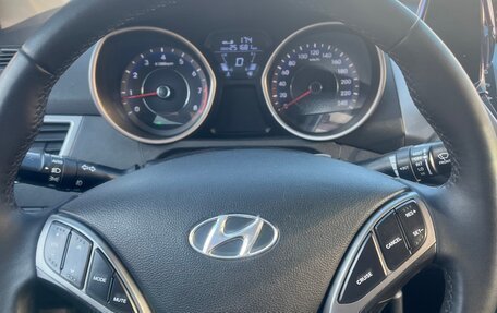 Hyundai Avante, 2011 год, 770 000 рублей, 14 фотография