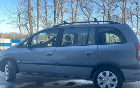 Opel Zafira A рестайлинг, 2003 год, 350 000 рублей, 3 фотография