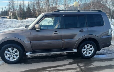 Mitsubishi Pajero IV, 2012 год, 2 200 000 рублей, 2 фотография