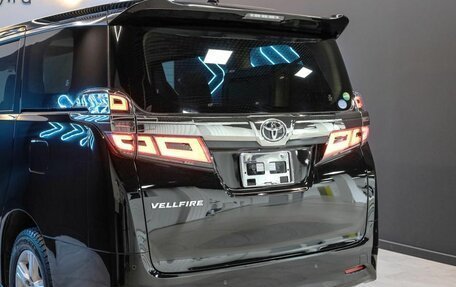 Toyota Vellfire II, 2019 год, 4 000 000 рублей, 10 фотография