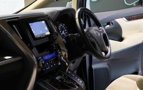 Toyota Vellfire II, 2019 год, 4 000 000 рублей, 12 фотография