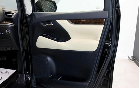 Toyota Vellfire II, 2019 год, 4 000 000 рублей, 23 фотография