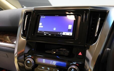 Toyota Vellfire II, 2019 год, 4 000 000 рублей, 27 фотография