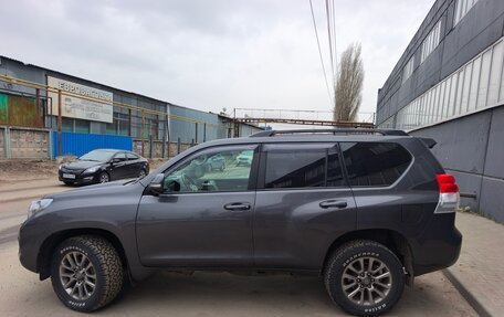 Toyota Land Cruiser Prado 150 рестайлинг 2, 2010 год, 2 518 000 рублей, 4 фотография